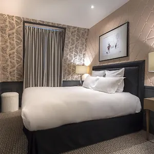 Hotel La Parizienne By Elegancia, Paris